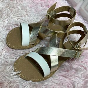 I am selling these Gold with white sandals